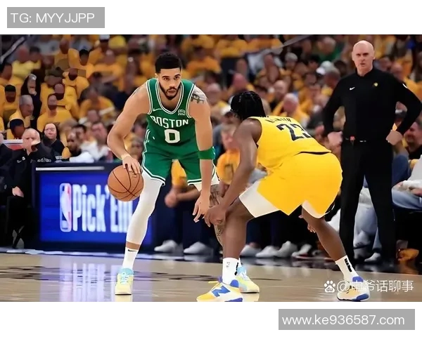 凯尔特人稳居东部榜首展现强大实力争夺季后赛优势