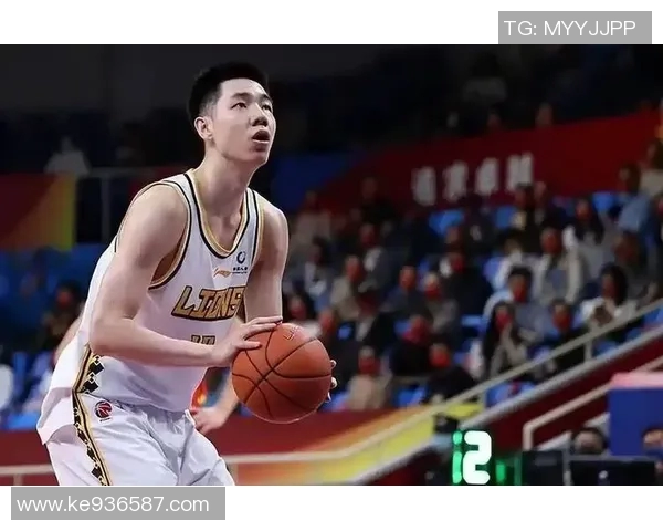 朱俊龙在CBA赛场的崛起与挑战展现年轻球员的无限可能与未来希望