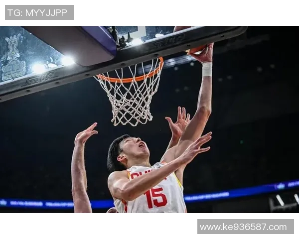 周琦投身国内篮坛，为中国男篮夺得更多荣誉助一臂之力